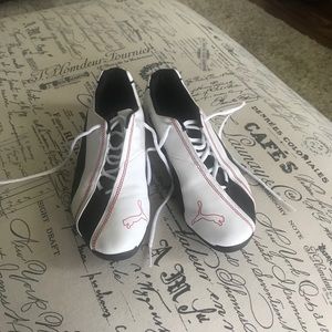 Men’s Puma size 10